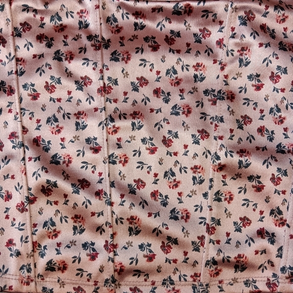 Aeropostale Satin Crop Top Pink Rose Floral Size Small Y2K Hipster Barbiecore - Picture 7 of 8